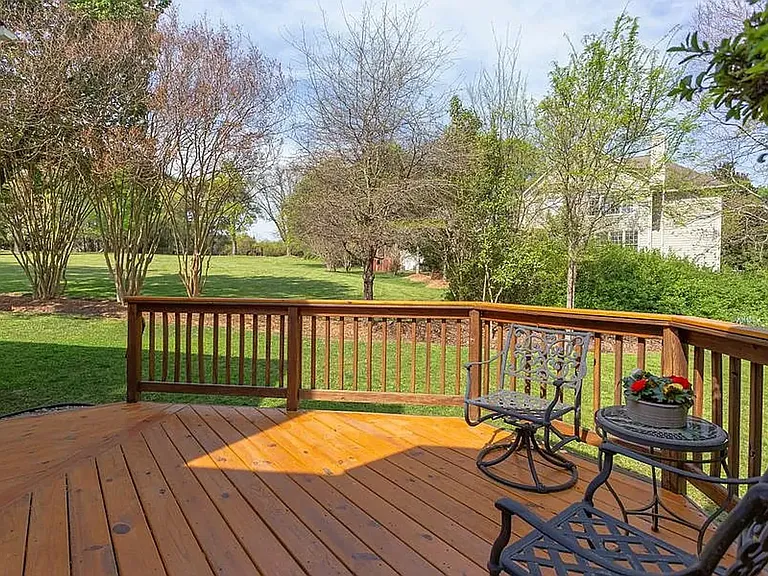 205 Windhover Dr — Photo 30