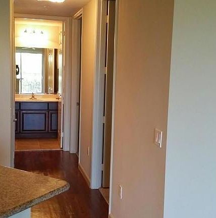 5th image of 320 NW 126th St