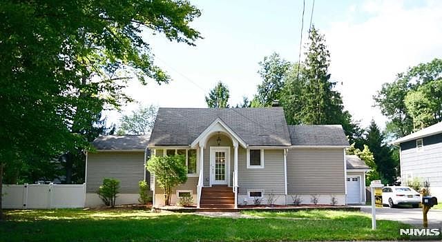 1st image of 153 Brookside Ave