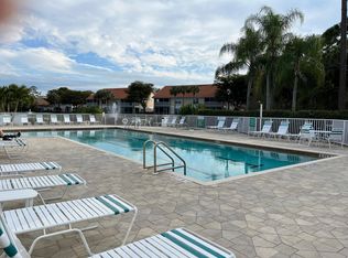 5620 Sherborn Dr APT 102, Naples, FL 34110