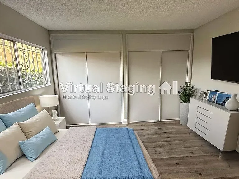 1431 W 104th St — Photo 3