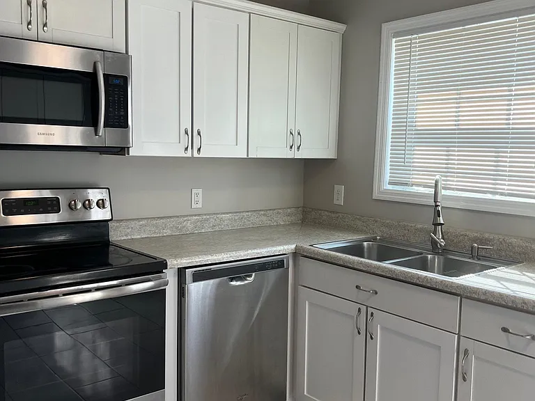 105B Creek Trl #A — Photo 2