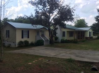 426 Old Shirley Rd, Central, SC 29630