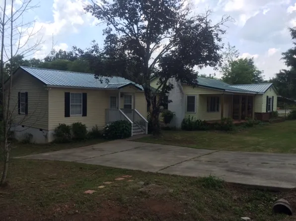 426 Old Shirley Rd, Central, SC 29630