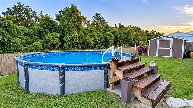 4 bed, 2.0 bath, 2091 sqft, $2,700 — Photo 2
