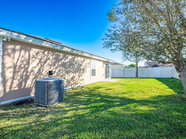 5253 Plantation Home Way — Photo 31