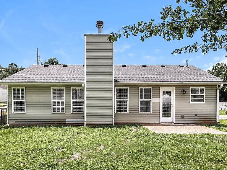 725 Cherry Branch Cir — Photo 16