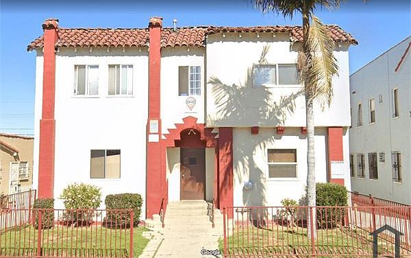 1st image of 1103 W 64th St #103