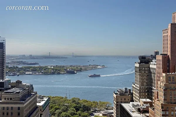 Sold by Corcoran | media 11