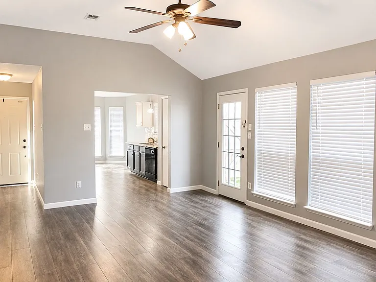 3305 Rustic Meadow Trl — Photo 6