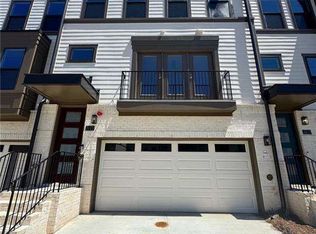 1113 Rivard Cir NW, Atlanta, GA 30318