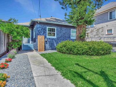 558 63rd St, Oakland, CA, 94609