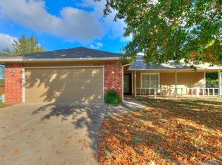 15529 296th Ave, Coweta, OK 74429
