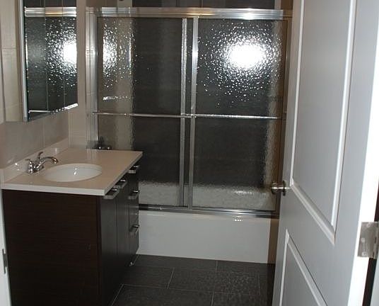 4th image of 20-12 31st St #1A
