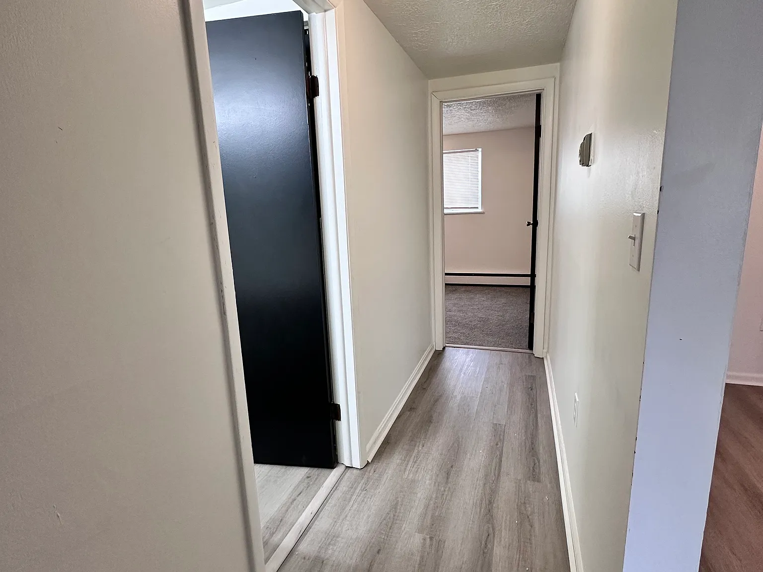 2 bed, 1.5 bath, 816 sqft, $1,195 — Photo 4