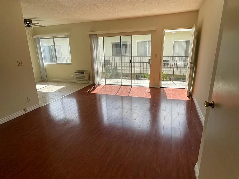 735 N Sweetzer Ave #306 — Photo 1
