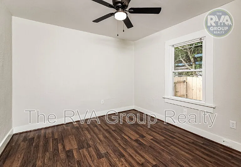 1215 W Cawson St — Photo 9