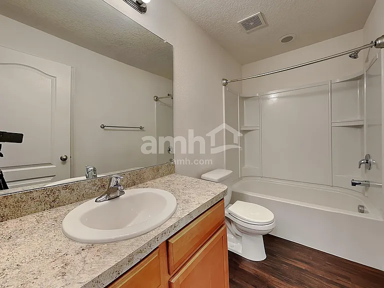 1741 Chatham Green Cir — Photo 18