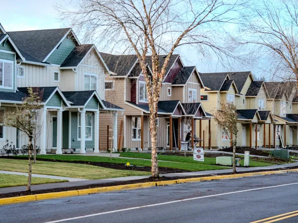 66/68 Sand Ridge Total Duplexes Ct #6, Turner, OR 97392