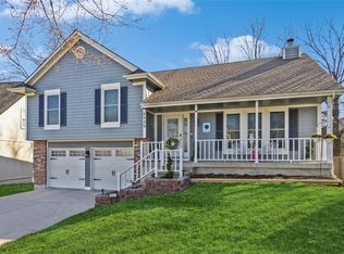 6426 McCoy St, Shawnee, KS 66226