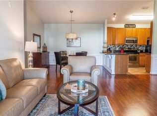 16752 Amberside Rd E, Cornelius, NC 28031
