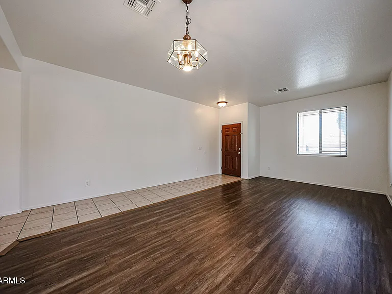 6307 S 69th Gln — Photo 13