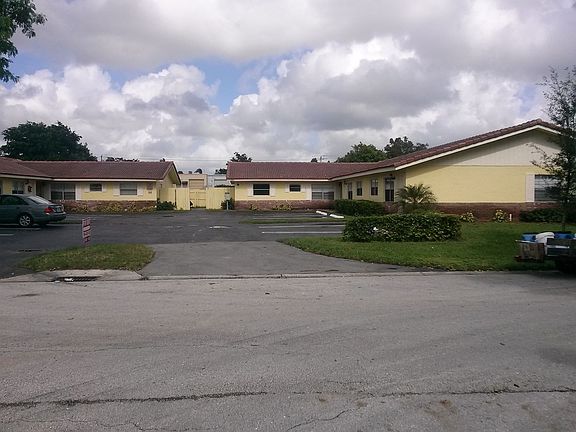 2nd image of 10551 NW 45th St APT 4
