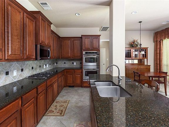 5th image of 1117 Hillridge Dr