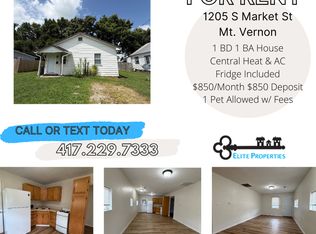 1205 S Market St, Mount Vernon, MO 65712