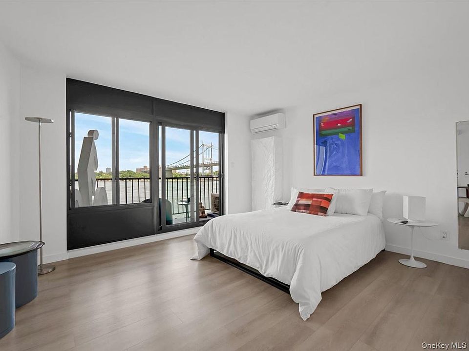 1st image of 25-40 shore Boulevard