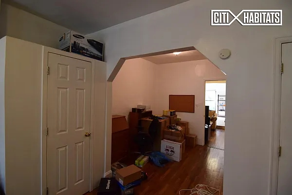 Rented by Citi Habitats | media 9