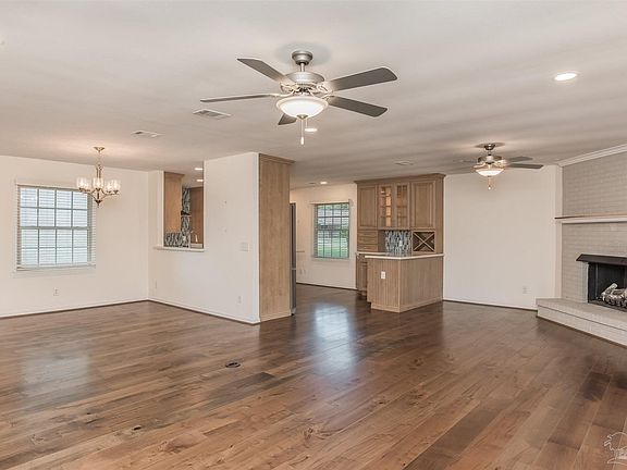5th image of 3502 Brookshire Dr