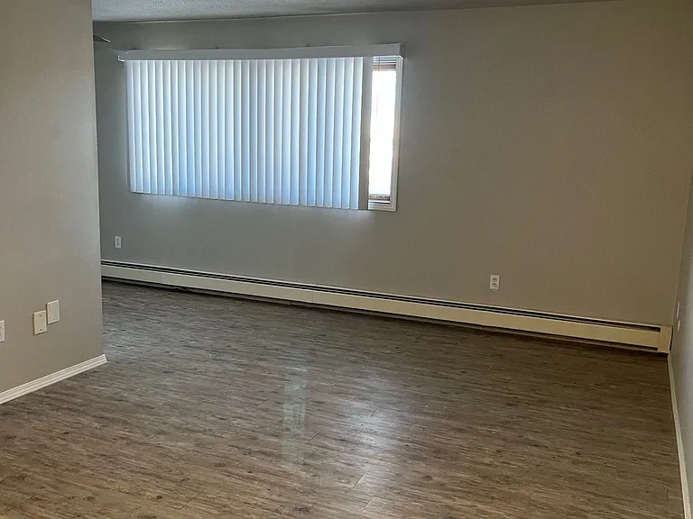 Willow Crossing Apartments — Photo 12