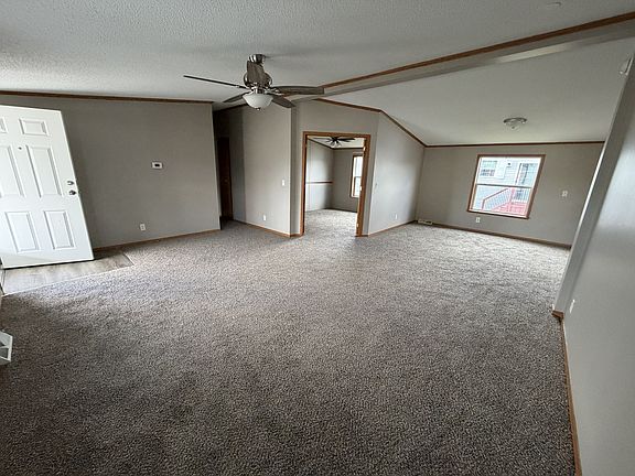 2nd image of 19482 Maplegrove Rd #221