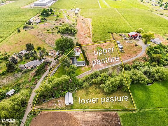 2nd image of 592 Livengood Rd