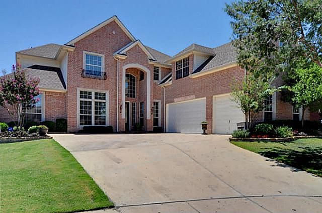 1st image of 806 Hidden Woods Dr