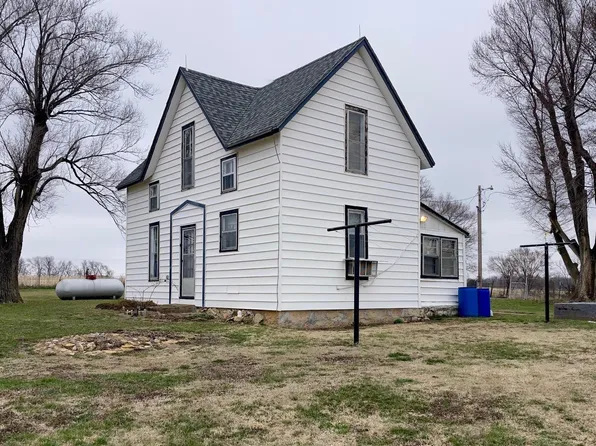 11636 W6 Rd, Meriden, KS 66512