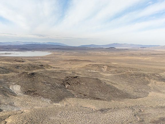 2nd image of 16642 Power Line Rd