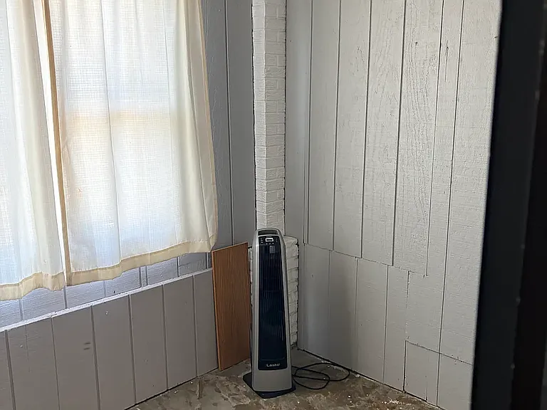 821 Forest Ave #1 — Photo 13