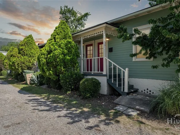 534 E Gordon Ln, Savannah, GA 31401