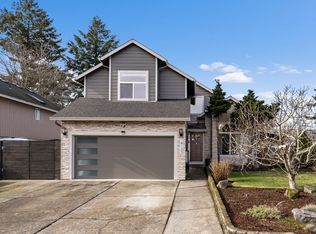 14133 SE Center St, Portland, OR 97236