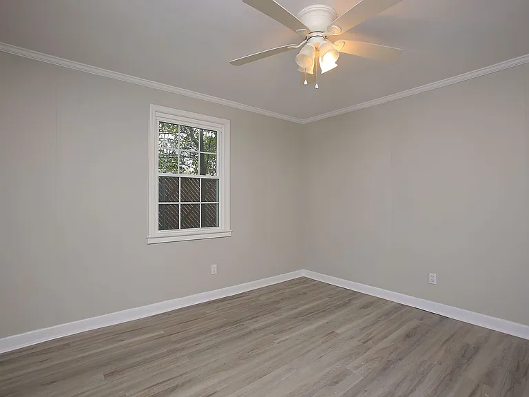 7251 Patricia Dr — Photo 10