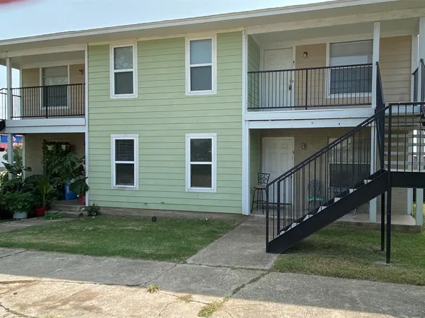 2901 Prairie Flower Cir, Bryan, TX 77802