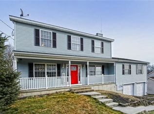 44 Country Hollow Rd, Naugatuck, CT 06770