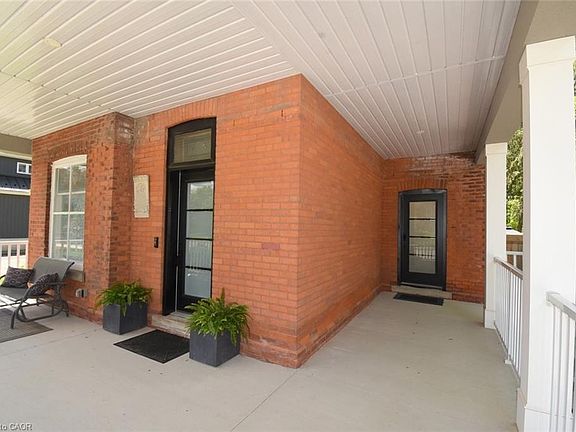 4th image of 89 Lynden Rd