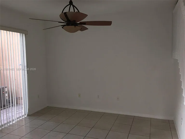 962 SW 143rd Ave #2207 — Photo 5
