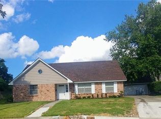 1934 Valentine Ct, New Orleans, LA 70114