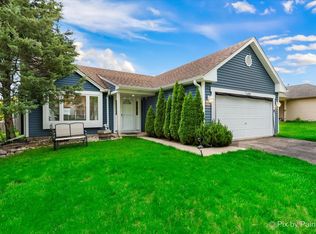 1174 Concord Dr, Elgin, IL 60120