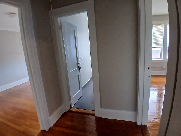 327 Washington St #C2 — Photo 10