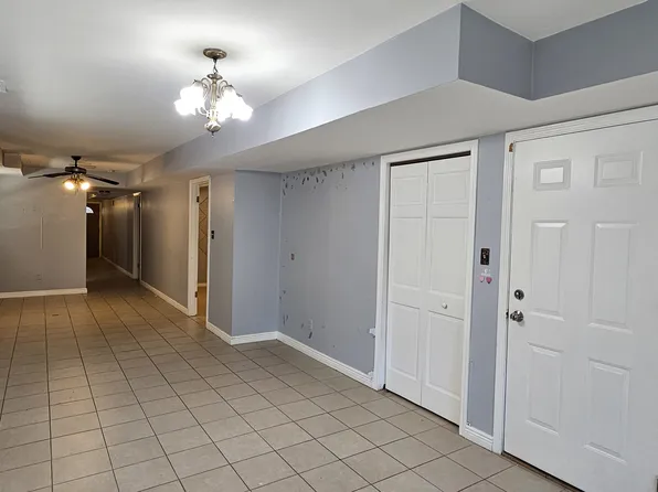 2444 W Homer St, Chicago, IL